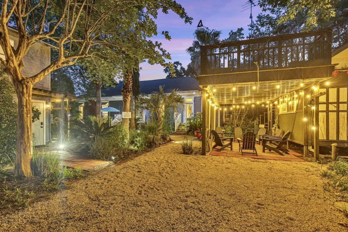 Bare Feet Bungalow -Close To Beach & Dog Friendly Gulfport Exterior foto